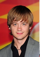 Jason Earles : jason_earles_1275173438.jpg