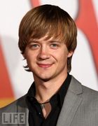 Jason Earles : jason_earles_1291223740.jpg