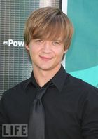 Jason Earles : jason_earles_1291299967.jpg