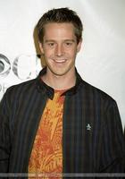 Jason Dohring : jasondohring_1230248528.jpg