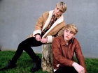 Jedward : jedward-1427825198.jpg