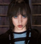 Jenna Ortega : jenna-ortega-1675583250.jpg