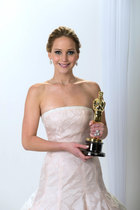 Jennifer Lawrence : jennifer-lawrence-1361945397.jpg