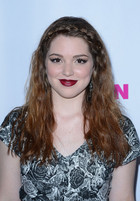 Jennifer Stone : jennifer-stone-1338924164.jpg