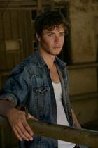 Jeremy Sumpter : jeremy-sumpter-1312601572.jpg