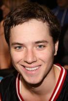 Jeremy Sumpter : jeremy-sumpter-1360783171.jpg