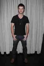 Jeremy Sumpter : jeremy-sumpter-1366131148.jpg