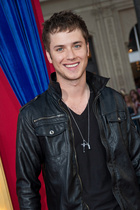 Jeremy Sumpter : jeremy-sumpter-1418676130.jpg