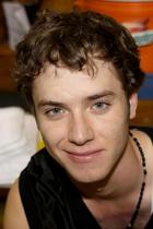 Jeremy Sumpter : jeremy_sumpter_1303663109.jpg