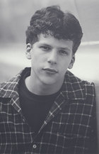 Jesse Eisenberg : TI4U_u1139611881.jpg