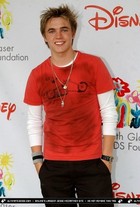 Jesse McCartney : TI4U_u1150556462.jpg