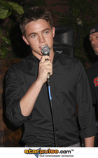 Jesse McCartney : jesse_mccartney_1260554842.jpg