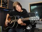 Jimmy Bennett : jimmy-bennett-1313684342.jpg