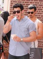 Joe Jonas : TI4U1375221957.jpg