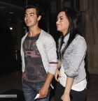 Joe Jonas : TI4U_u1271173371.jpg