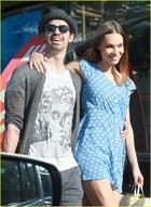 Joe Jonas : joe-jonas-1382375244.jpg