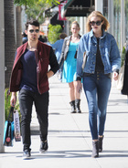 Joe Jonas : joe-jonas-1425666369.jpg