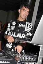 Joe Jonas : joe-jonas-1442057041.jpg