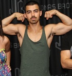 Joe Jonas : joe-jonas-1578010254.jpg