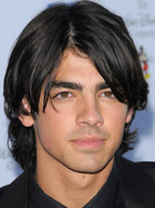 Joe Jonas : joejonas_1244659599.jpg