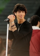 Joe Jonas : joejonas_1245087401.jpg