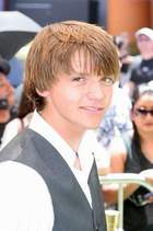 Joel Courtney : joel-courtney-1364958648.jpg