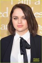 Joey King : joey-king-1442424201.jpg