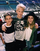 Johnny Orlando : TI4U1447549201.jpg