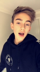 Johnny Orlando : johnny-orlando-1483991641.jpg