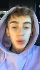 Johnny Orlando : johnny-orlando-1490418001.jpg