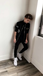 Johnny Orlando : johnny-orlando-1490580721.jpg