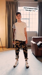 Johnny Orlando : johnny-orlando-1533316918.jpg