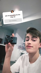 Johnny Orlando : johnny-orlando-1545180493.jpg