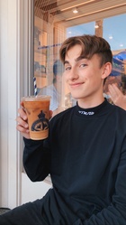 Johnny Orlando : johnny-orlando-1563303839.jpg