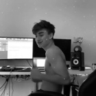 Johnny Orlando : johnny-orlando-1588780128.jpg