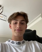 Johnny Orlando : johnny-orlando-1594752836.jpg