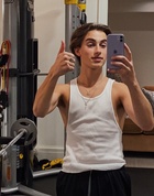 Johnny Orlando : johnny-orlando-1604609074.jpg