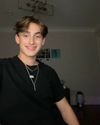 Johnny Orlando : johnny-orlando-1605982698.jpg