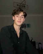 Johnny Orlando : johnny-orlando-1606398775.jpg