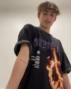 Johnny Orlando : johnny-orlando-1612686329.jpg