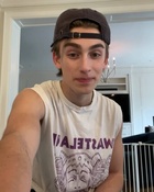 Johnny Orlando : johnny-orlando-1616631759.jpg