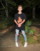 Johnny Orlando : johnny-orlando-1637861653.jpg