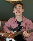 Johnny Orlando : johnny-orlando-1645292143.jpg