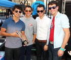 Jonas Brothers : jonas-brothers-1360691262.jpg