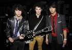 Jonas Brothers : jonas_brothers_1200346390.jpg