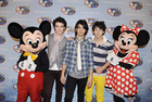 Jonas Brothers : jonas_brothers_1217346548.jpg