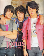 Jonas Brothers : jonas_brothers_1221338834.jpg