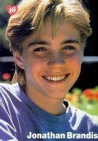 Jonathan Brandis : brand103.jpg