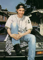 Jonathan Brandis : brand107.jpg