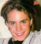 Jonathan Brandis : jb04q.jpg